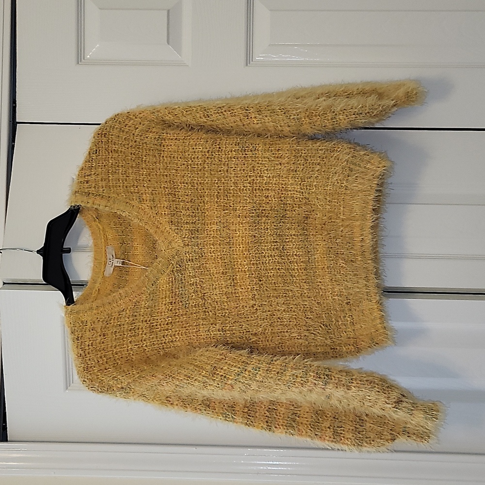 Chelsea & Violet fuzzy v neck sweater XS